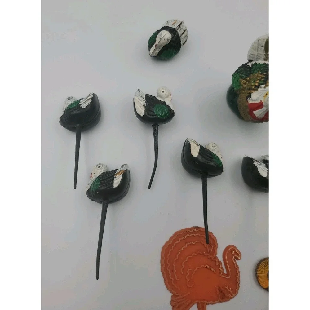 VTG Thanksgiving Cake Toppers Cupcake Picks Lot Plastic Turkey Gobble Lot As Is